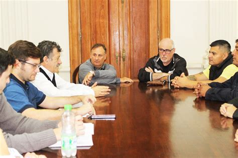 Paritarias se realizó la primera reunión con los gremios municipales