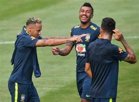 Neymar Deixa Treino Mancando Dores Mas CBF Garante Atacante Em