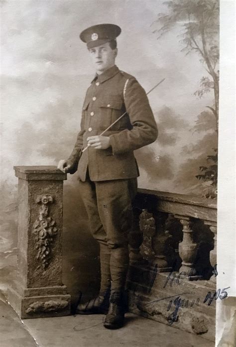 Victor Arthur Nobes 8th Essex Regiment Cycling Corps Service Number 1467 Joined Royal Tank