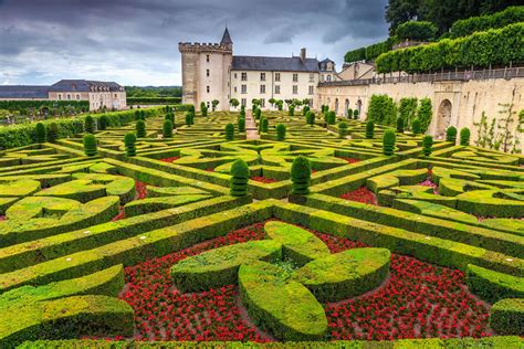 Chateaux, Gardens & Hotels of Loire Valley - Flower Magazine