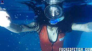 Helen Star Sexy Swimwear Night Apnea Pool XVIDEOS