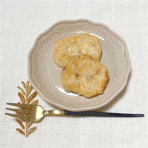 【離乳食完了期】お魚と豆腐のハンバーグ｜離乳食・離乳食レシピ（管理栄養士監修）｜ベビーカレンダー