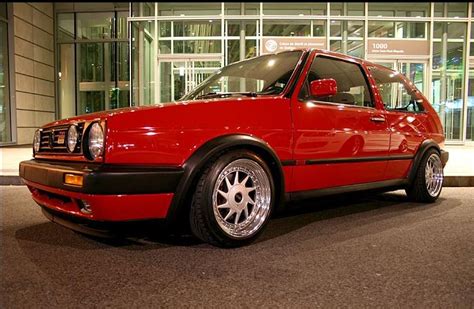 Red VW Golf Mk2 GTI on OZ Racing Turbo rims | VW Golf Tuning