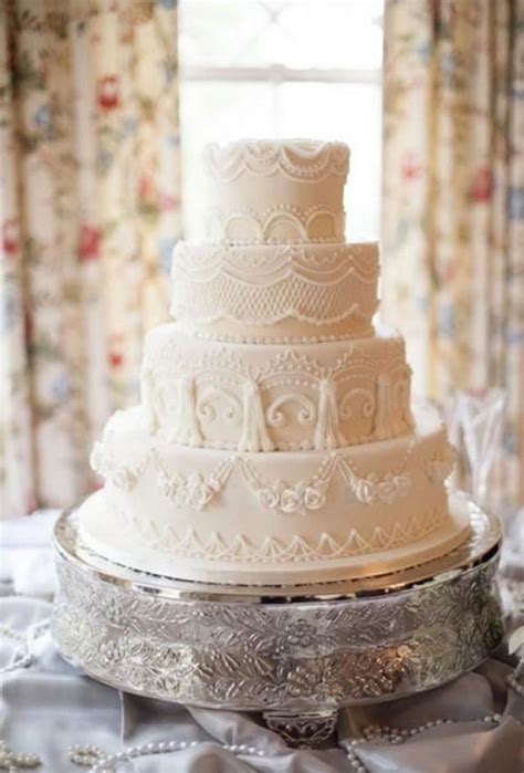 44 Pretty Wedding Cake Ideas For Old Fashioned