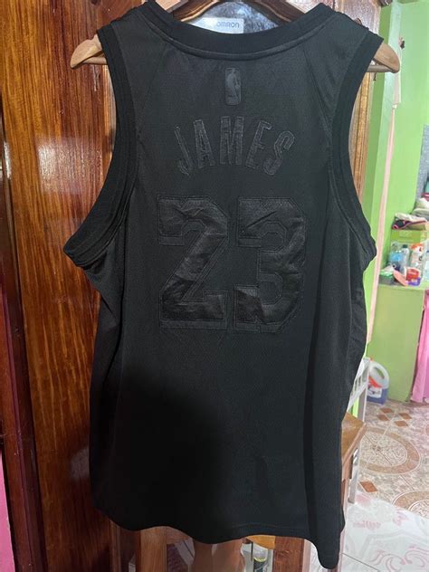 Nike lebron james jersey, Men's Fashion, Activewear on Carousell