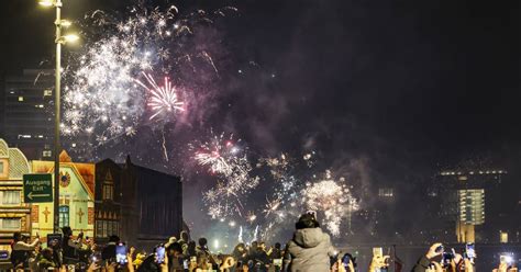 Unglücke in der Silvesternacht Junger Mann stirbt bei Unfall mit