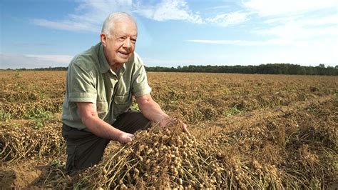 Rip Jimmy Carter A Throwback A Photo Of Him Enjoying His Peanut Farm