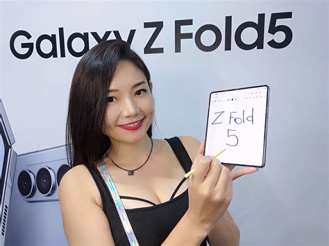 進化した折りたたみ大画面スマホ「galaxy Z Fold5」を発表会でチェック マイナビニュース