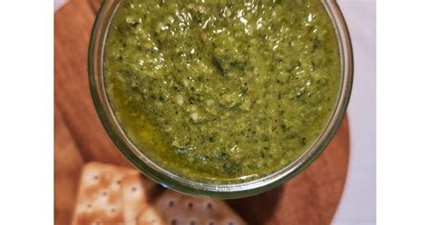 Salsa pesto fácil y divina Receta de Vic Cookpad