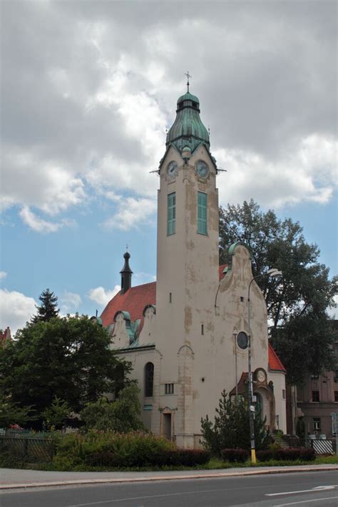 ملف Kostel Povýšení svatého Kříže Jablonec nad Nisou المعرفة