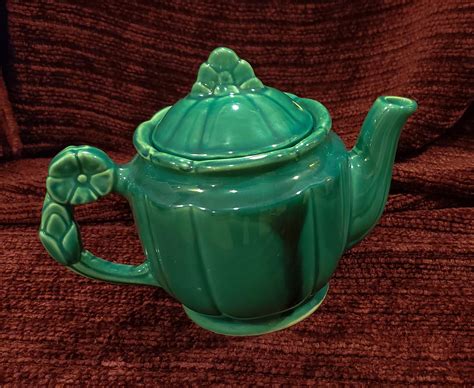 Vintage Rosette By Shawnee Pottery USA Green 3 Cup Teapot With Lid 1940s