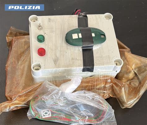 Droga Nascosta Negli Slip Arrestato Enne