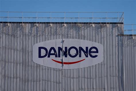 Danone Danone España plantea a los sindicatos la venta de su planta