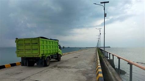 Area Perkantoran Pelabuhan Tanjung Batu Belitung Terkesan Tak Terurus