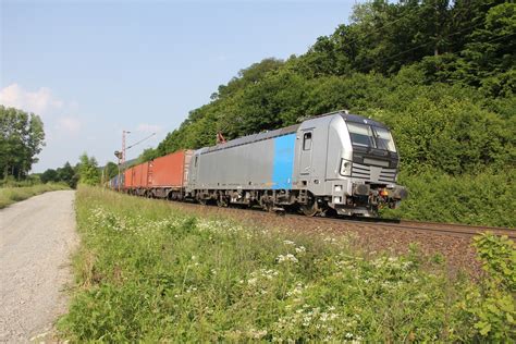 Mit Containerzug In Fahrtrichtung S Den Aufgenommen Am