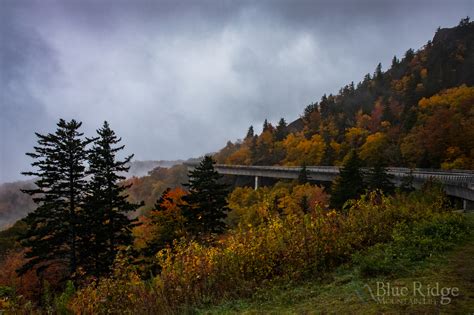 25 Best Places in the Blue Ridge for Fall Foliage