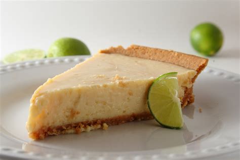 Easy Key Lime Pie with Graham Cracker Crust