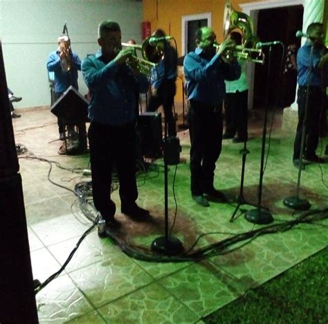 Banda Sinaloense Autentica Mazatlan Superola