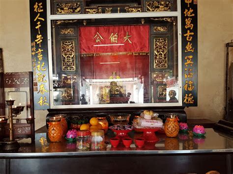 Poh San Teng Temple Hang Li Po Well Melaka Warrior Monument