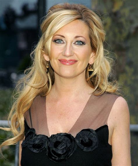 21 Enchanting Female Country Singers With Blonde Hair