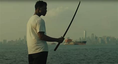 Naked Singularity zwiastun filmu Młody prawnik kontra nie tak sprawiedliwy system sprawiedliwości