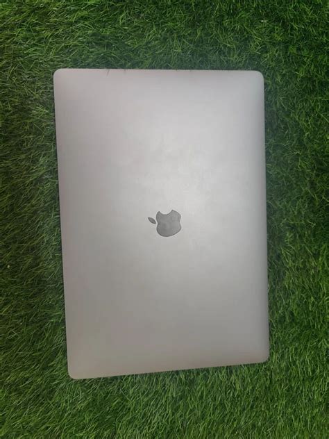 162 Inches Apple Macbook Pro 16 Inch 2019 A2141 I7 16gb 512gb Renewed At Rs 75000 In New Delhi