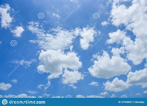 Fondo Blanco Del Blanco De La Nube Del Cielo Azul Cielo Y Nubes