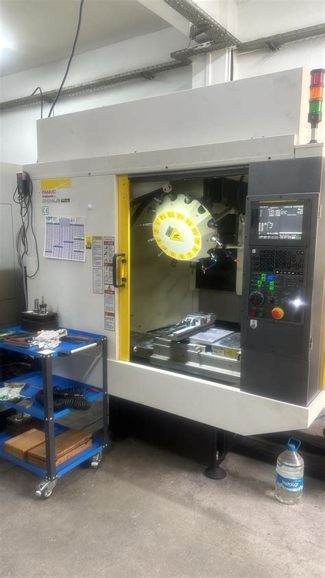 Fanuc Robodrill D Lib Plus Vertical Machining Center Used Machines