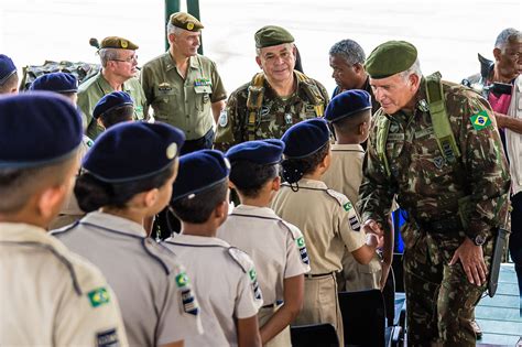 Divis O De Ex Rcito E Guarni O Da Vila Militar Celebram Anos Da