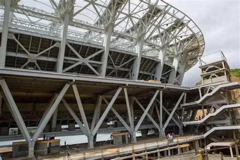 Inspeccionan avances en construcción de estadio de béisbol Hugo Chávez