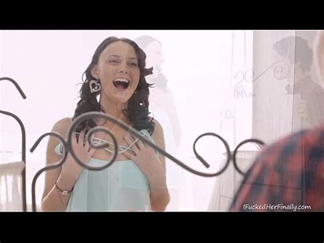 Je l ai baisée enfin je lui ai bien léché la chatte XVIDEOS