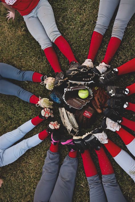 23 SOFTBALL 🥎 🤞🏼 ideas to save today | softball, softball pictures