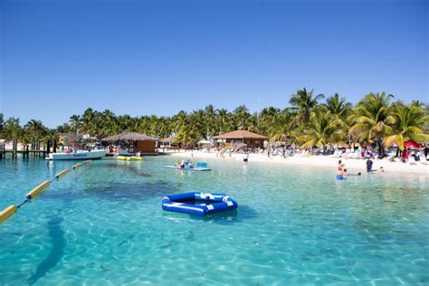 7 Best Beaches In And Around Nassau The Bahamas Celebrity Cruises