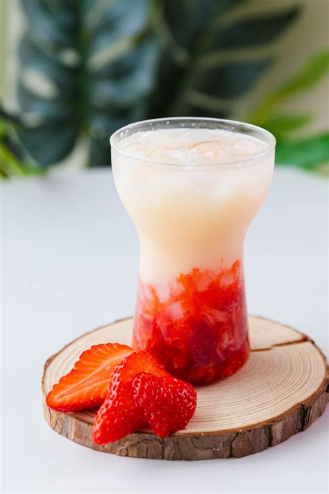 Strawberry Yakult - Oh Sweet Cups