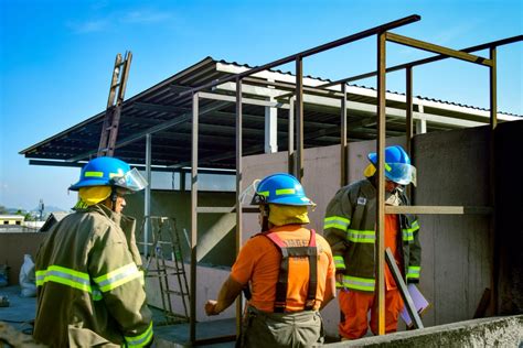 Bomberos El Salvador on Twitter Nuestro personal técnico