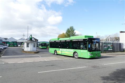 Newport Bus Z Ce Wwh Yutong E Leaving The Depot Flickr