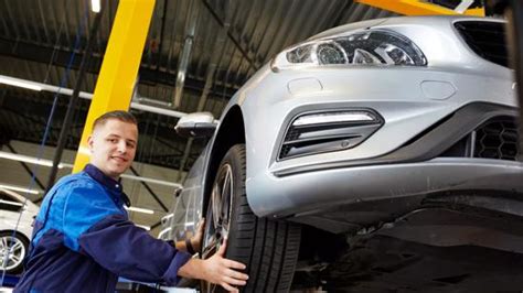 APK met ledenvoordeel bij KwikFit | ANWB