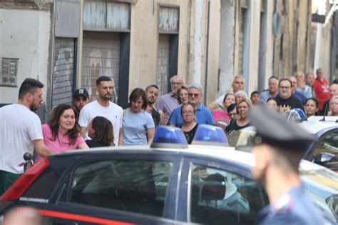 Cognati Uccisi A Sant Antimo Rabbia E Disperazione Per Il Duplice