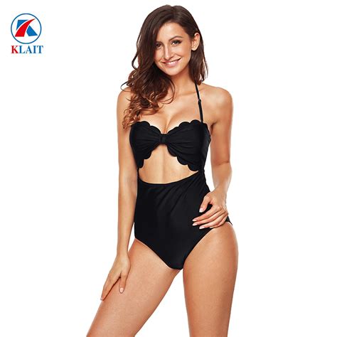 Hot Design Customize Sexy Mature Women Flexible Backless Halter Swimwear China Swimsuit And