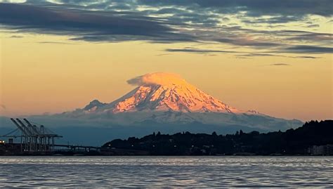 Mount Rainier 😍 : r/Seattle