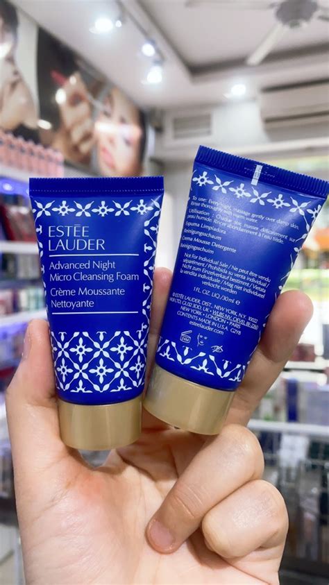 S A R A M T T O B T Ban M Estee Lauder Advanced Night Micro Cleansing