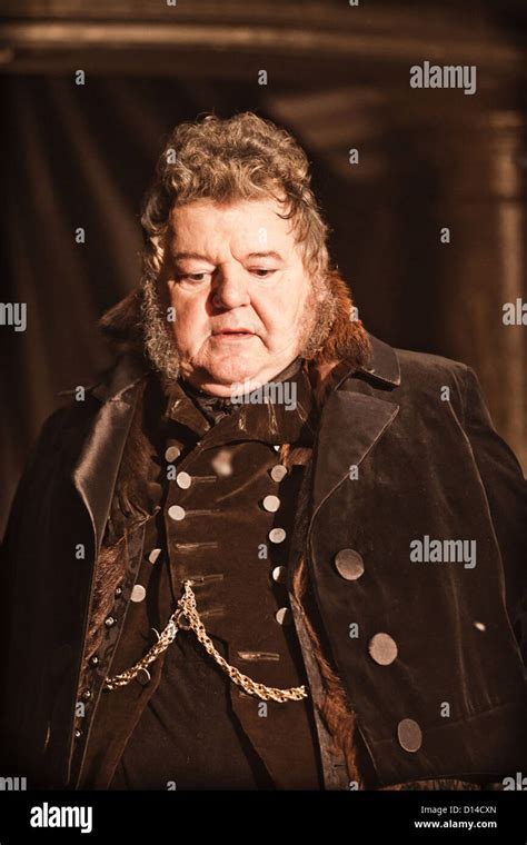 Robbie Coltrane Hi Res Stock Photography And Images Alamy