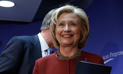 Hillary Clinton Cracks A Joke About Her Private Email Account Daily