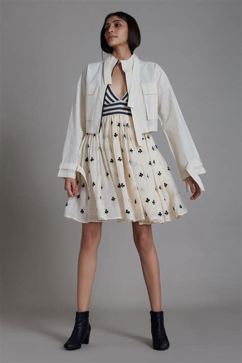 Buy Mati Off White Pure Linen Rummy Embroidered Dress And Jacket Set