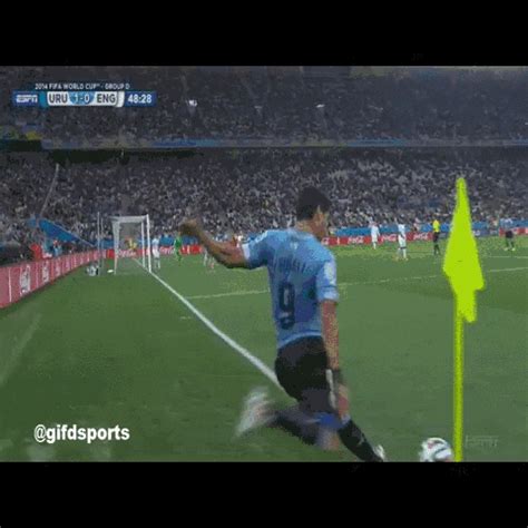 Luis Suarez GIF - Find & Share on GIPHY