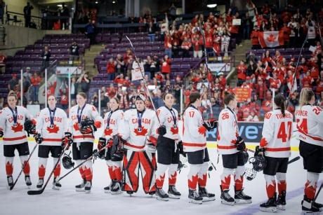 Knight silences Canada as U.S. rallies to win women's hockey gold | CBC ...