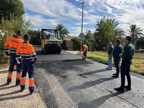 Asfaltado El Camino De Los Beltranes En El Paraje Ayuntamiento De