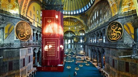 Hagia Sophia Former Istanbul Museum Welcomes Muslim Worshippers BBC News