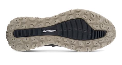 ULT-TRN di ECCO con suola Michelin - Tech Art Shoes
