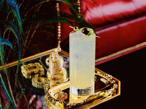 View The Decor at Beauty & Essex Las Vegas